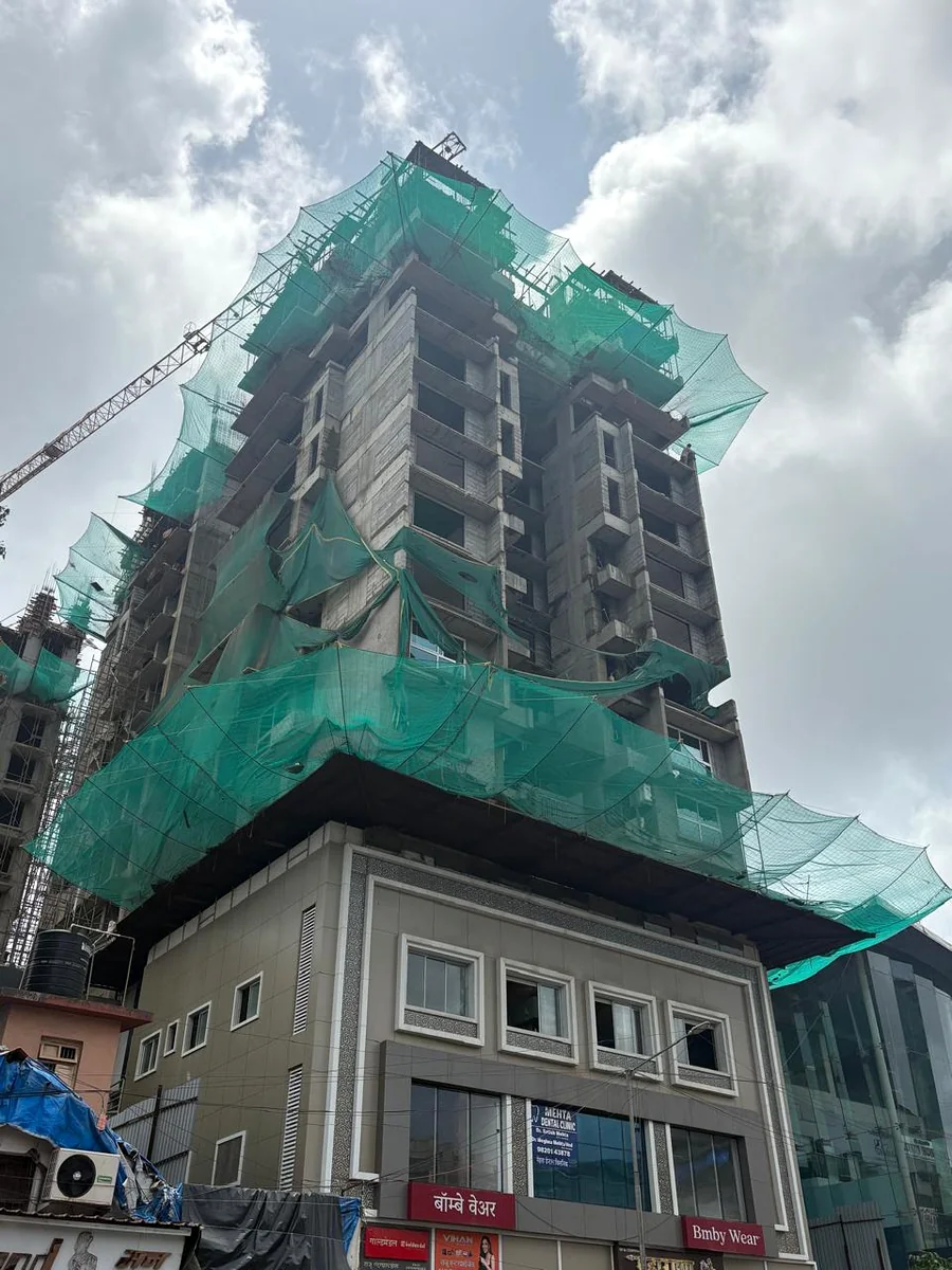 High-rise construction and business divisions